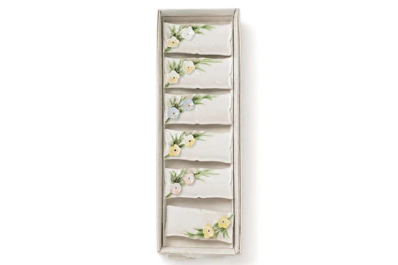 Porcelain floral wall pocket set of 6