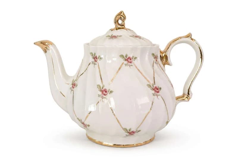 Sadler pink rose gold lattice porcelain teapot